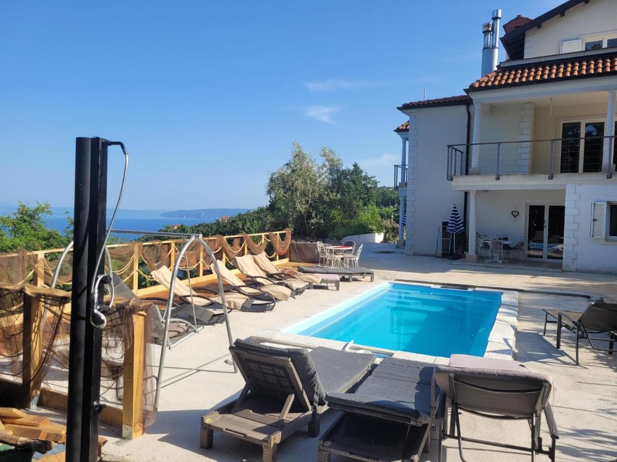 Ferienwohnung Mit Pool Kroatien Mit Meerblick Und Pool Lovran Extérieur photo
