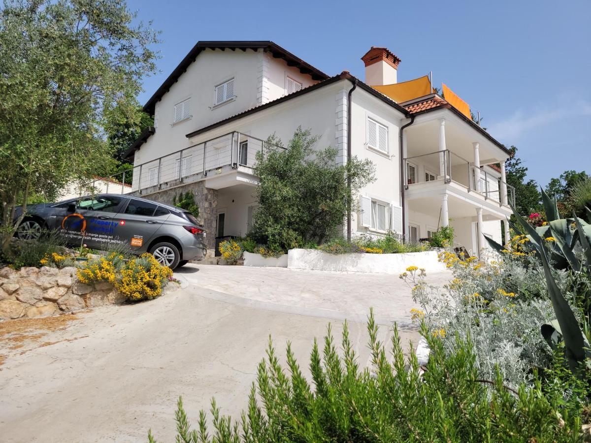 Ferienwohnung Mit Pool Kroatien Mit Meerblick Und Pool Lovran Extérieur photo