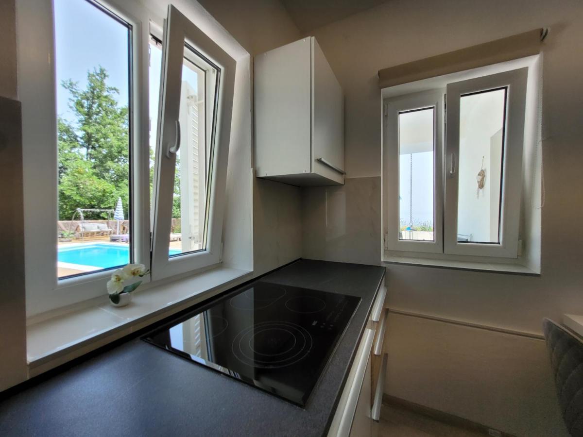 Ferienwohnung Mit Pool Kroatien Mit Meerblick Und Pool Lovran Extérieur photo