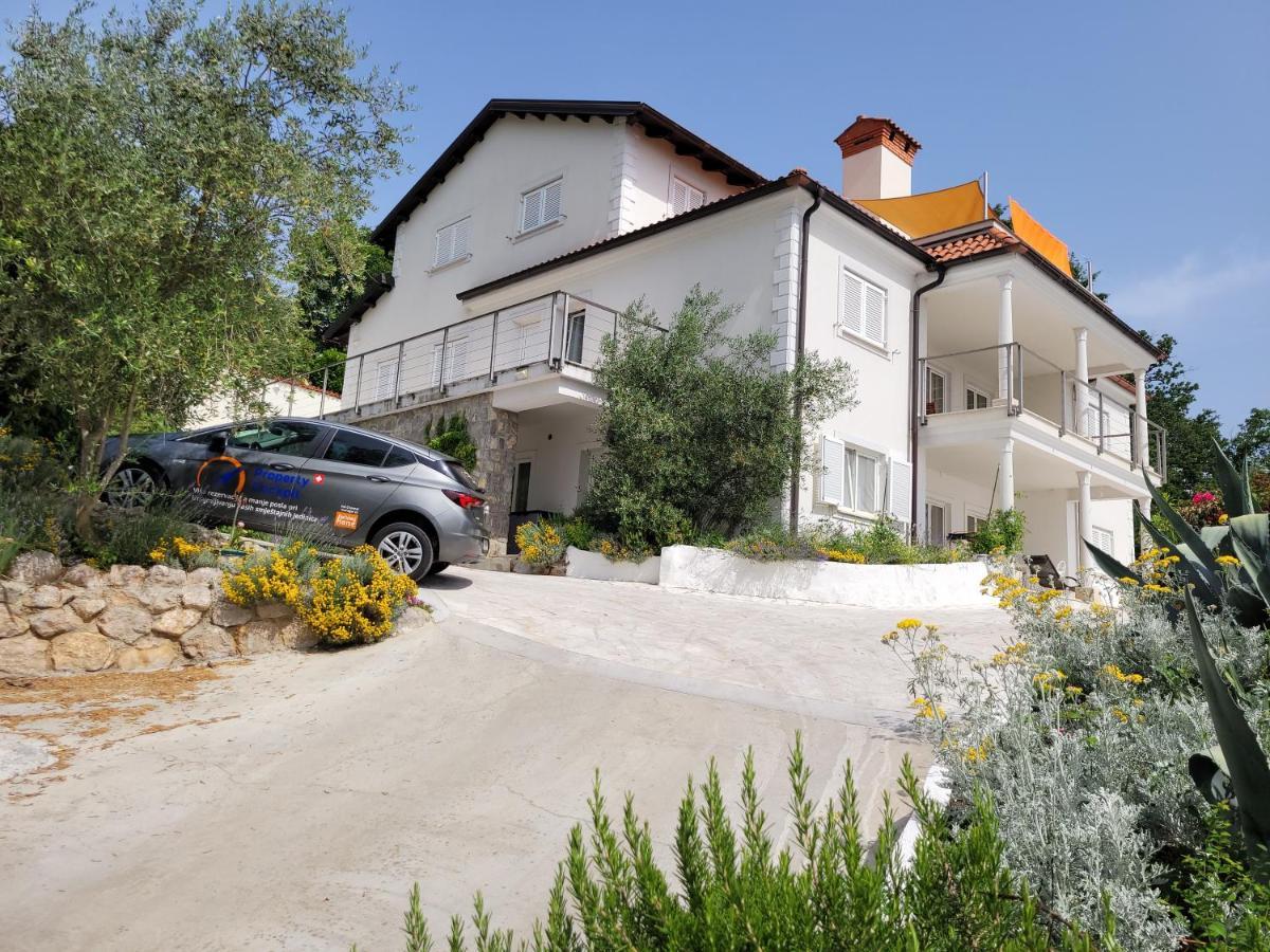 Ferienwohnung Mit Pool Kroatien Mit Meerblick Und Pool Lovran Extérieur photo